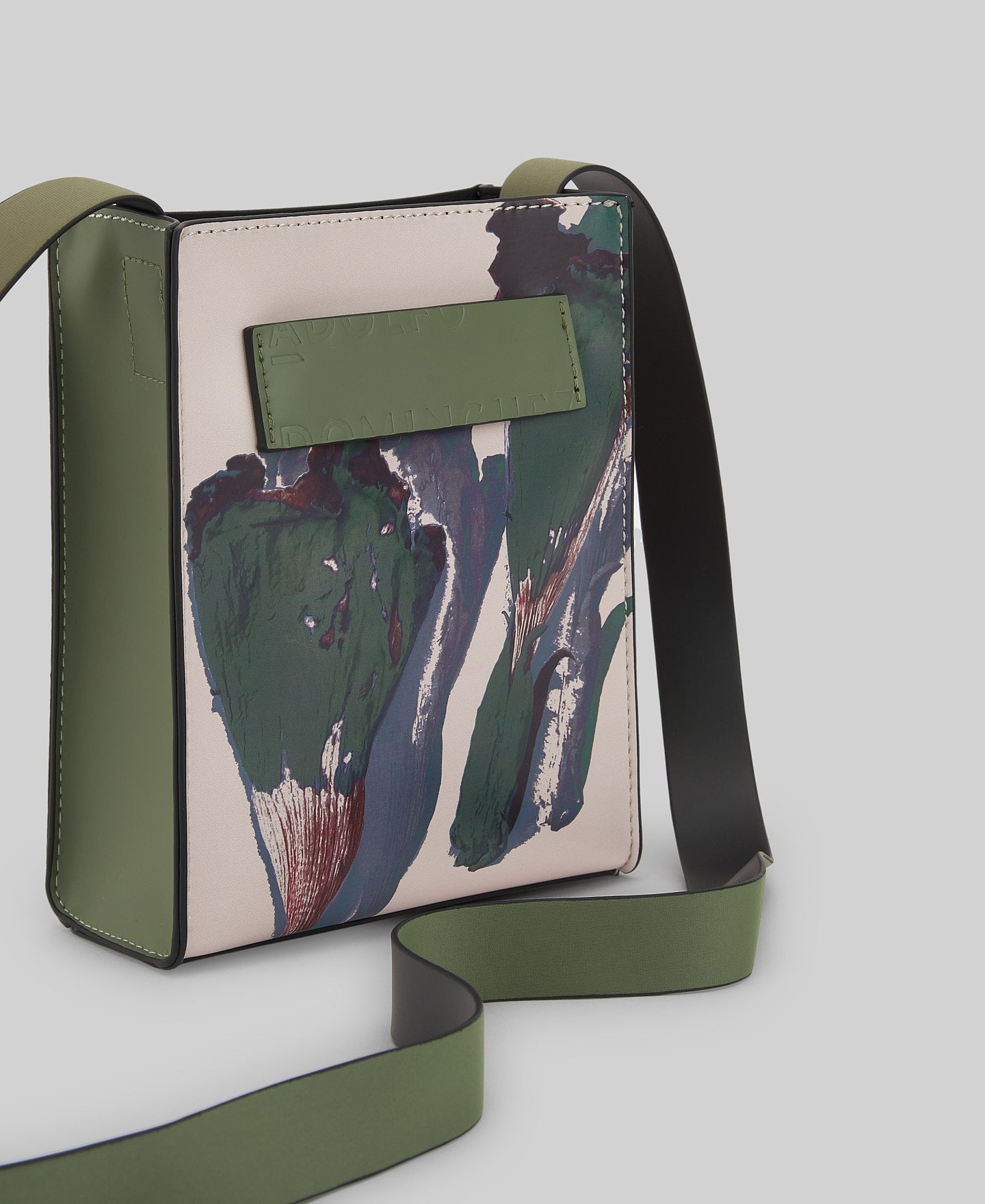 Small rectangular crossbody woman in green