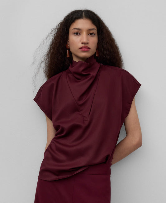 Draped turtleneck shirt woman in maroon