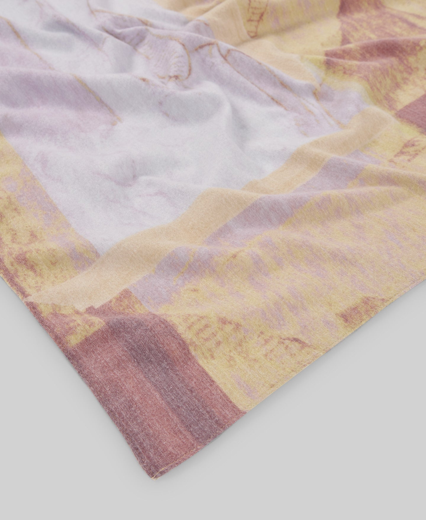 Printed shawl woman in camel