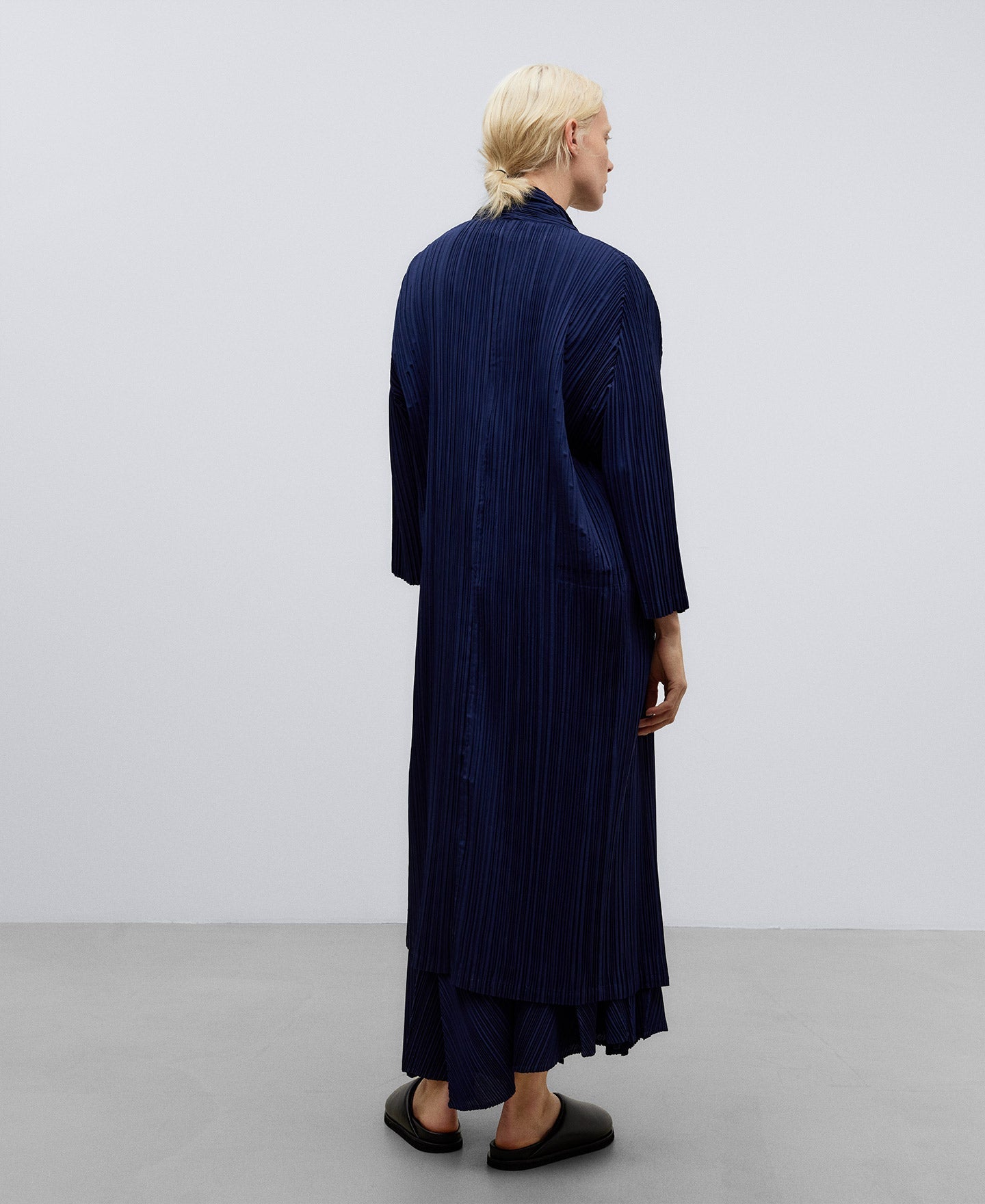 Navy Blue Navy Blue Crinkle Long Jacket