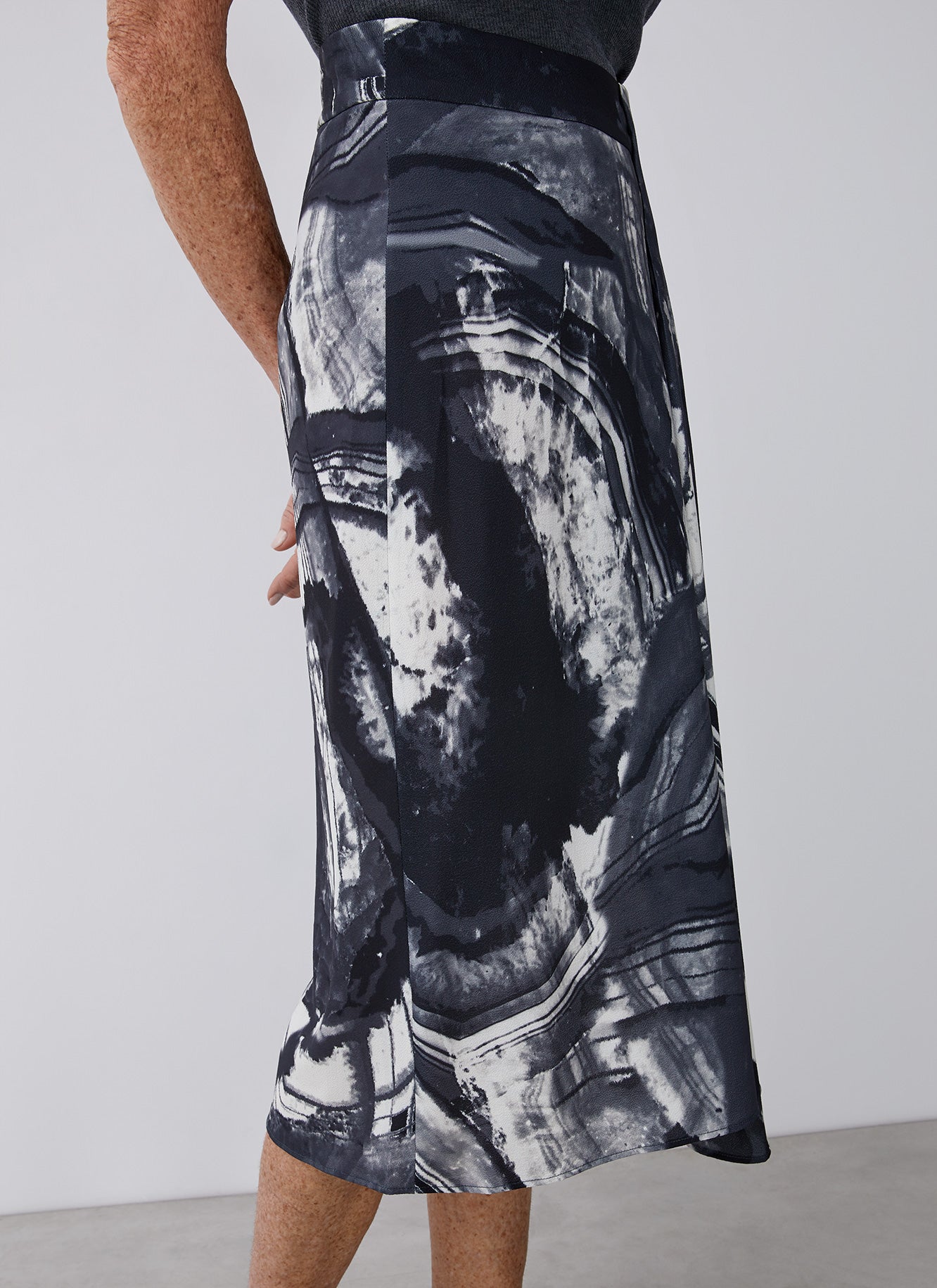 Black/Grey Midi Printed Skirt With Side Godet