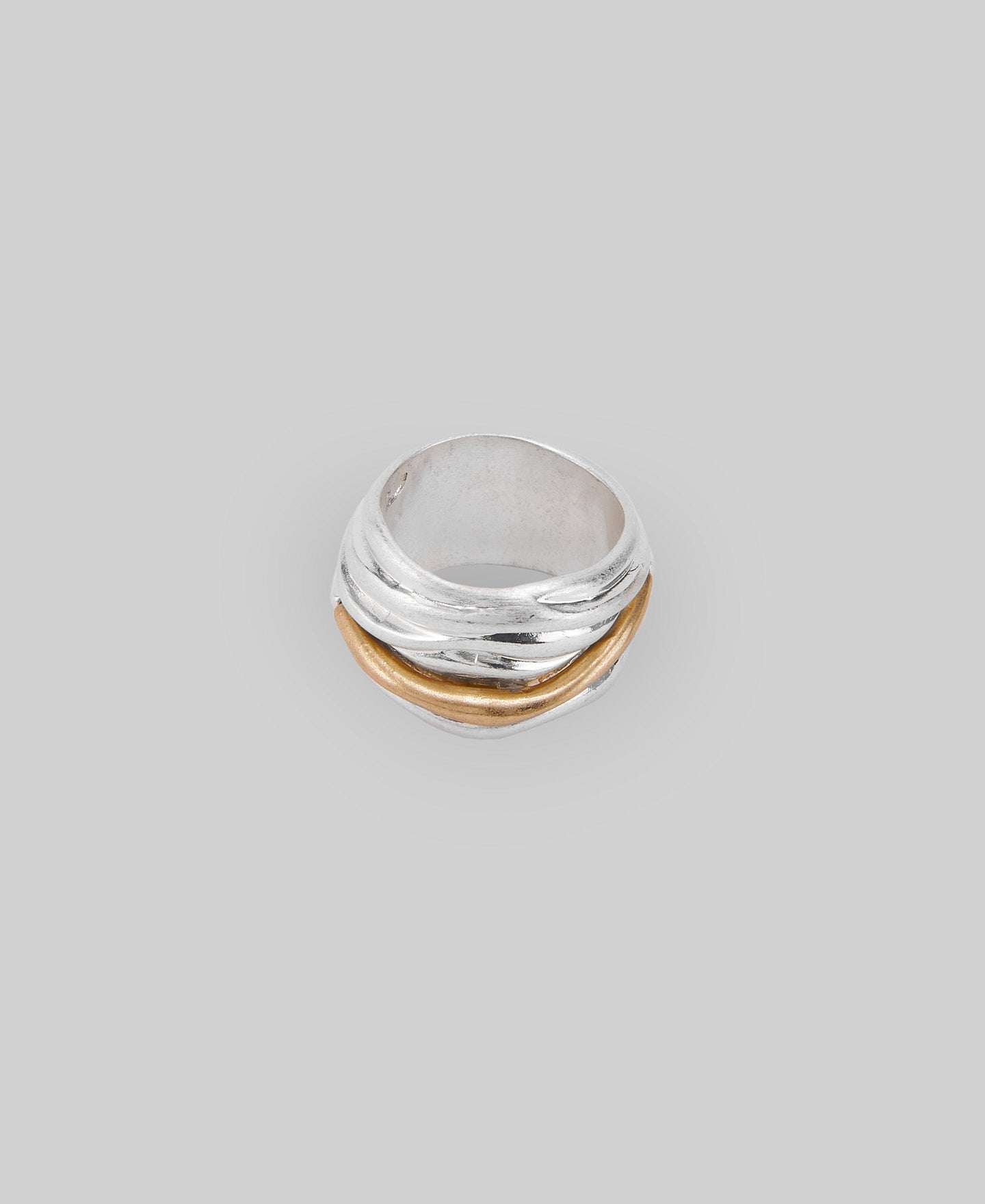 Two-tone tubular metal ring in silver/gold