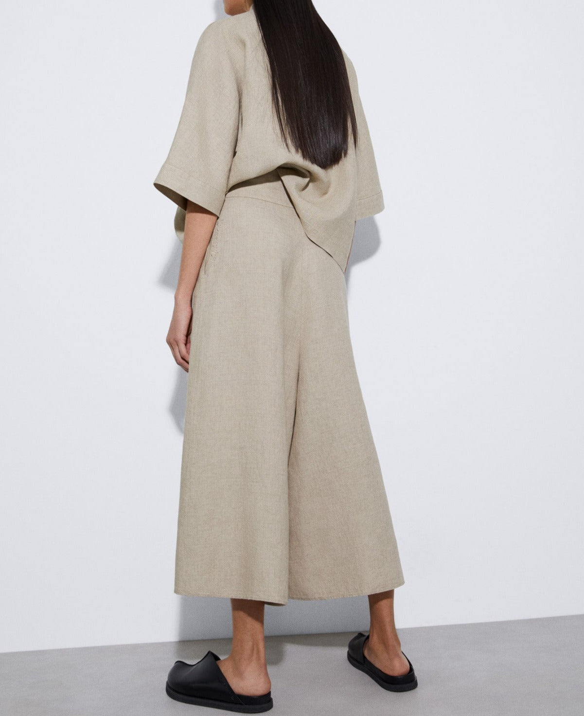 Rope Brown Cropped Trousers In European Linen