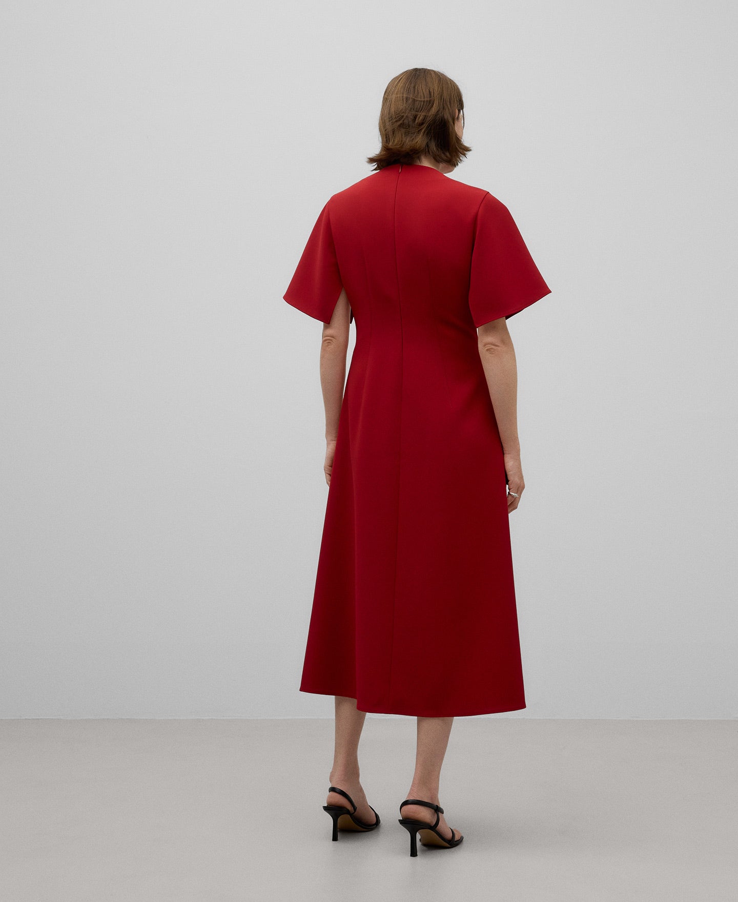 Midi flared dress woman in red