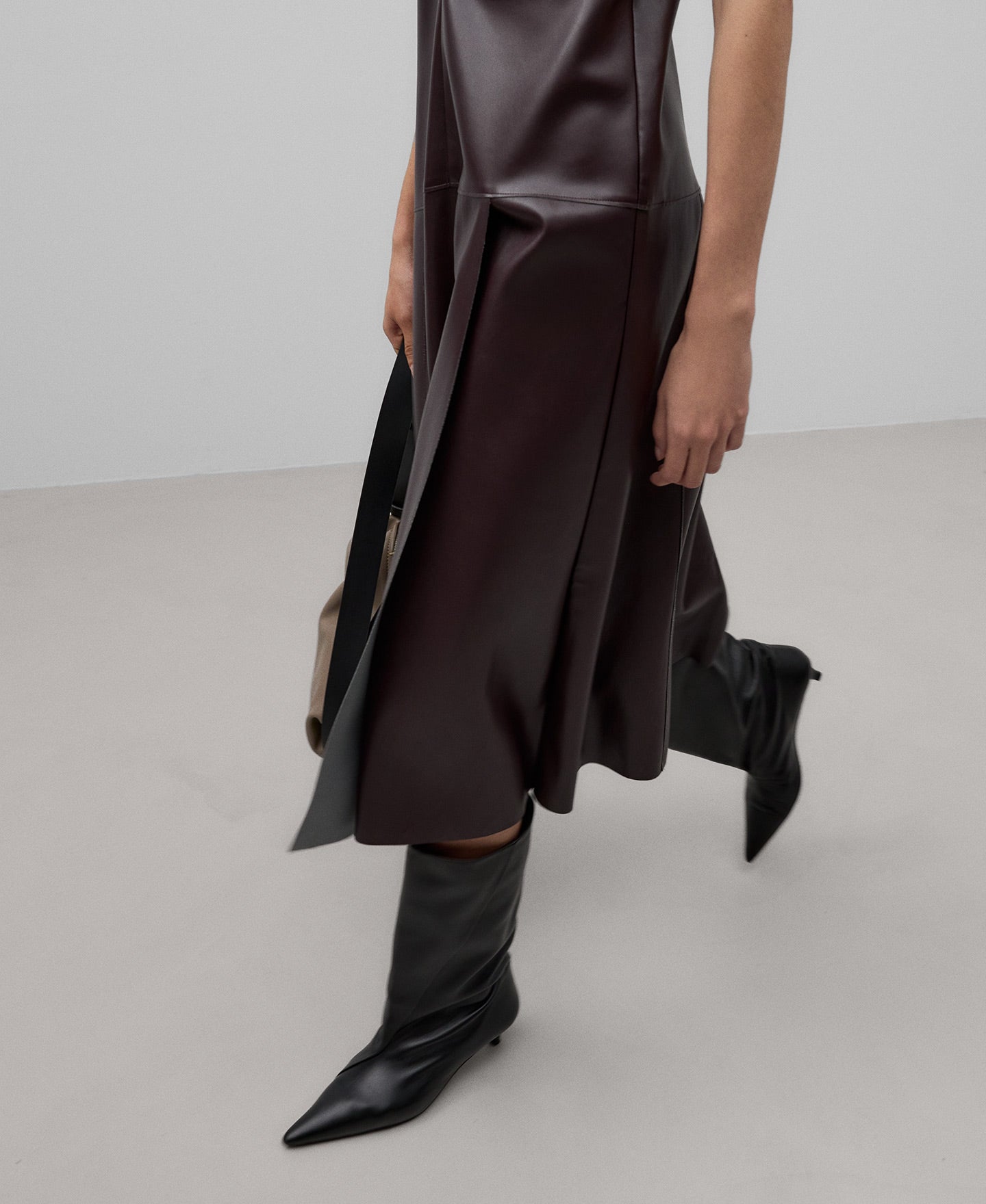 Leather-Non-Leather midi dress woman in chocolate