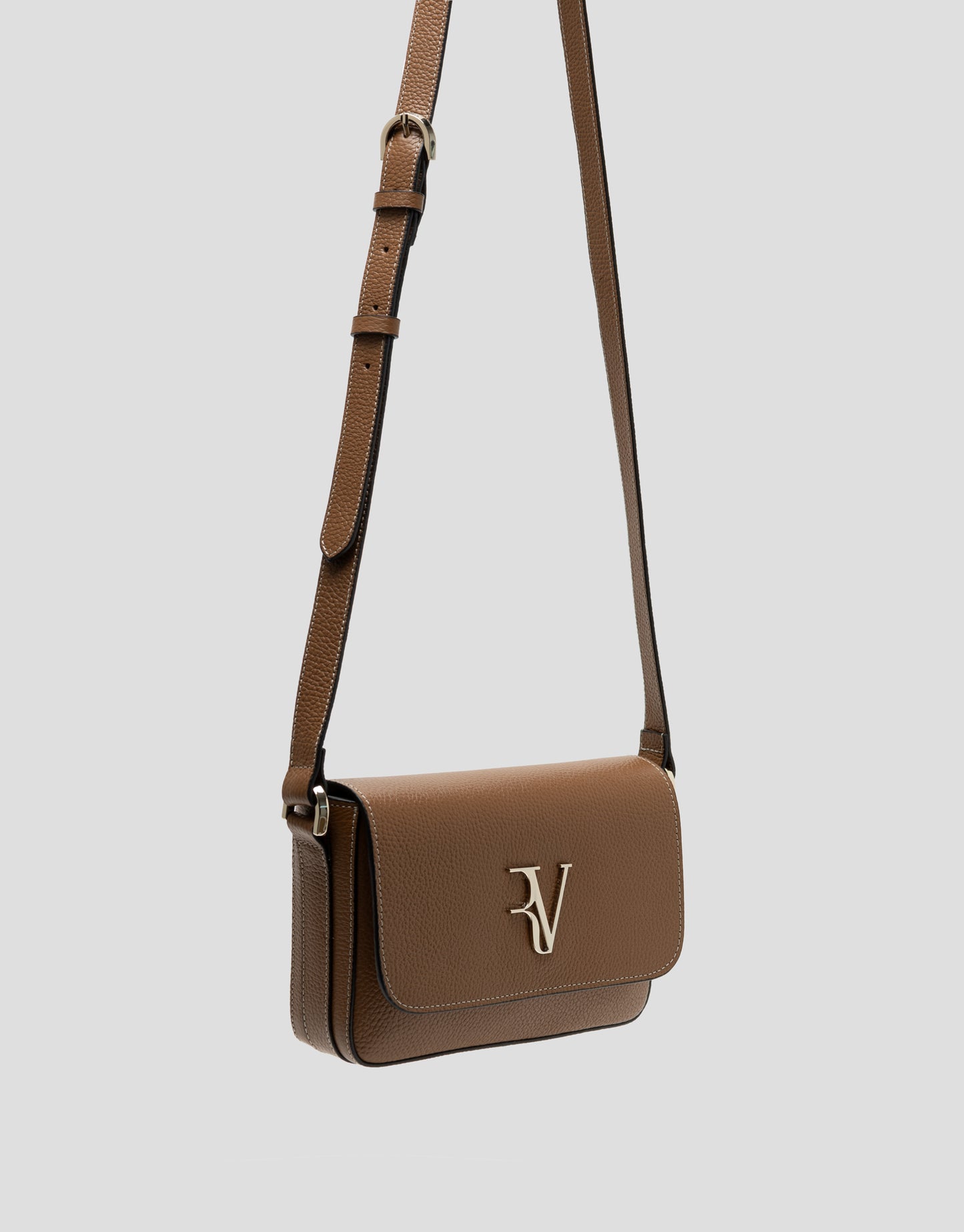 Sun brown leather shoulder bag