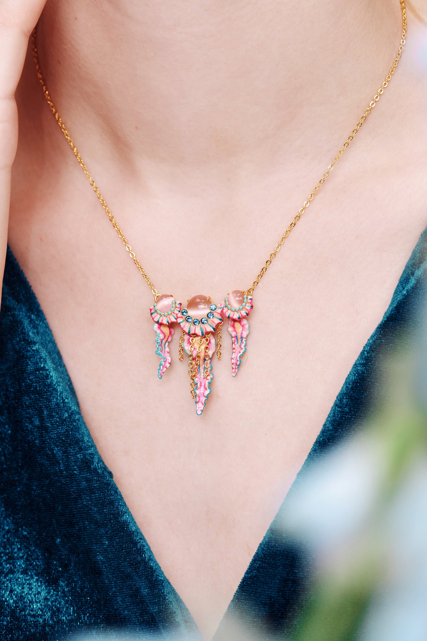 Trio Of Blue And Pink Jellyfish Pendant Necklace | AOGL3061