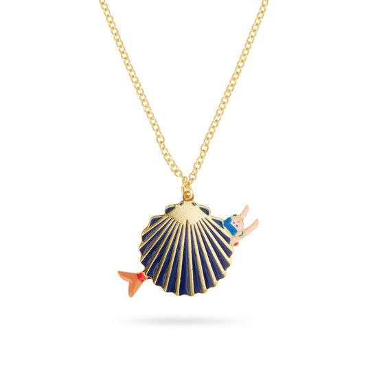 Sea shell and mermaid pendant necklace | AQUI3031