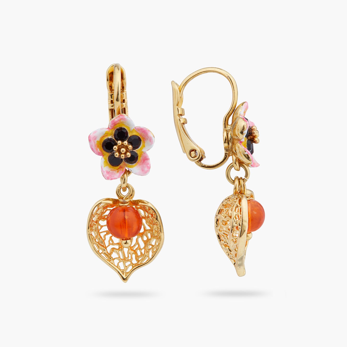 Tiaré Flower And Physalis Sleeper Earrings | ARPA1051