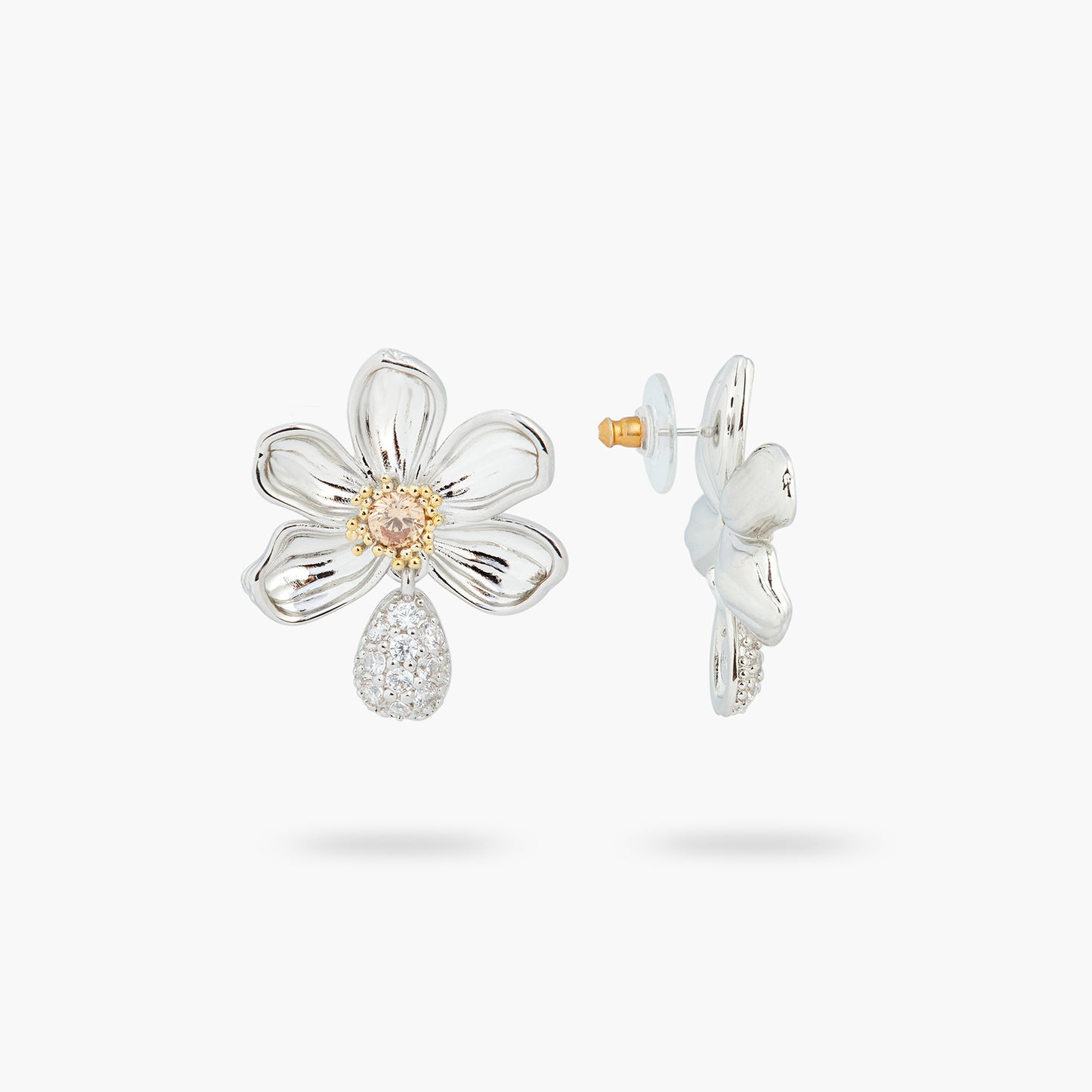 Daisy And White Crystal Studded Petal Earrings | ASAM1031