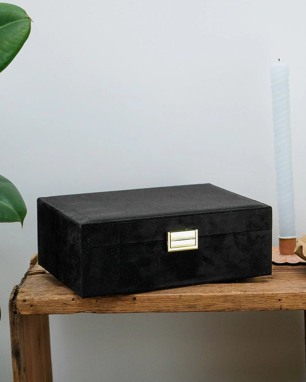 Louise Jewelry Box In Black Velvet