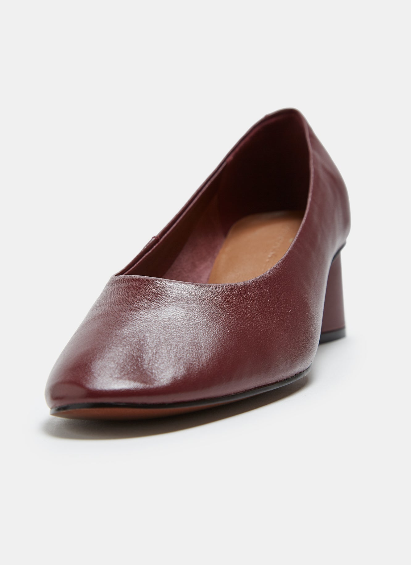 Women Shoes | Burgundy Heeled Shoes With Rounded Toe by Spanish designer Adolfo Dominguez