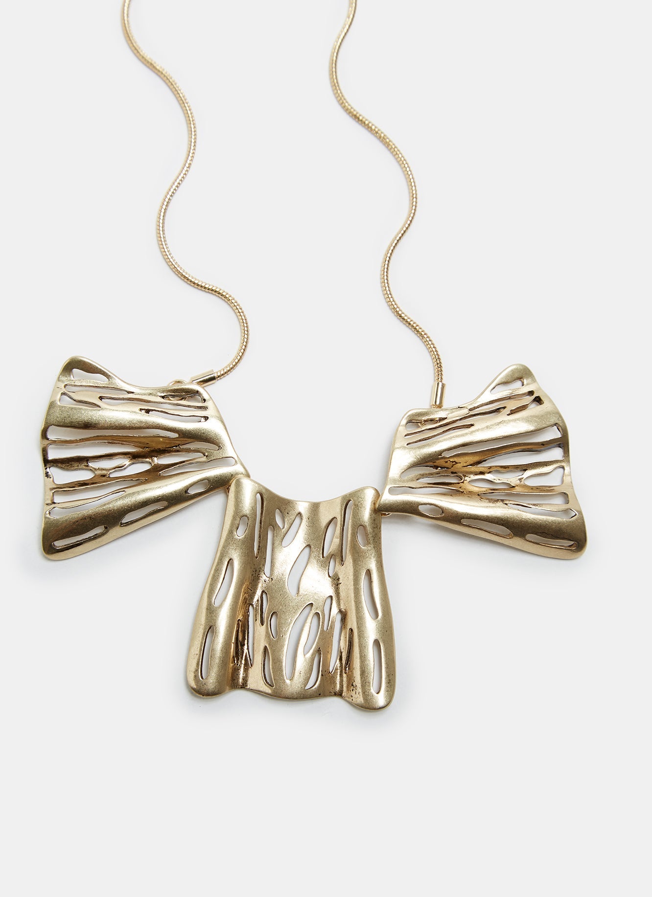 Women Necklace | Short Necklace With Pleated Pen by Spanish designer Adolfo Dominguez