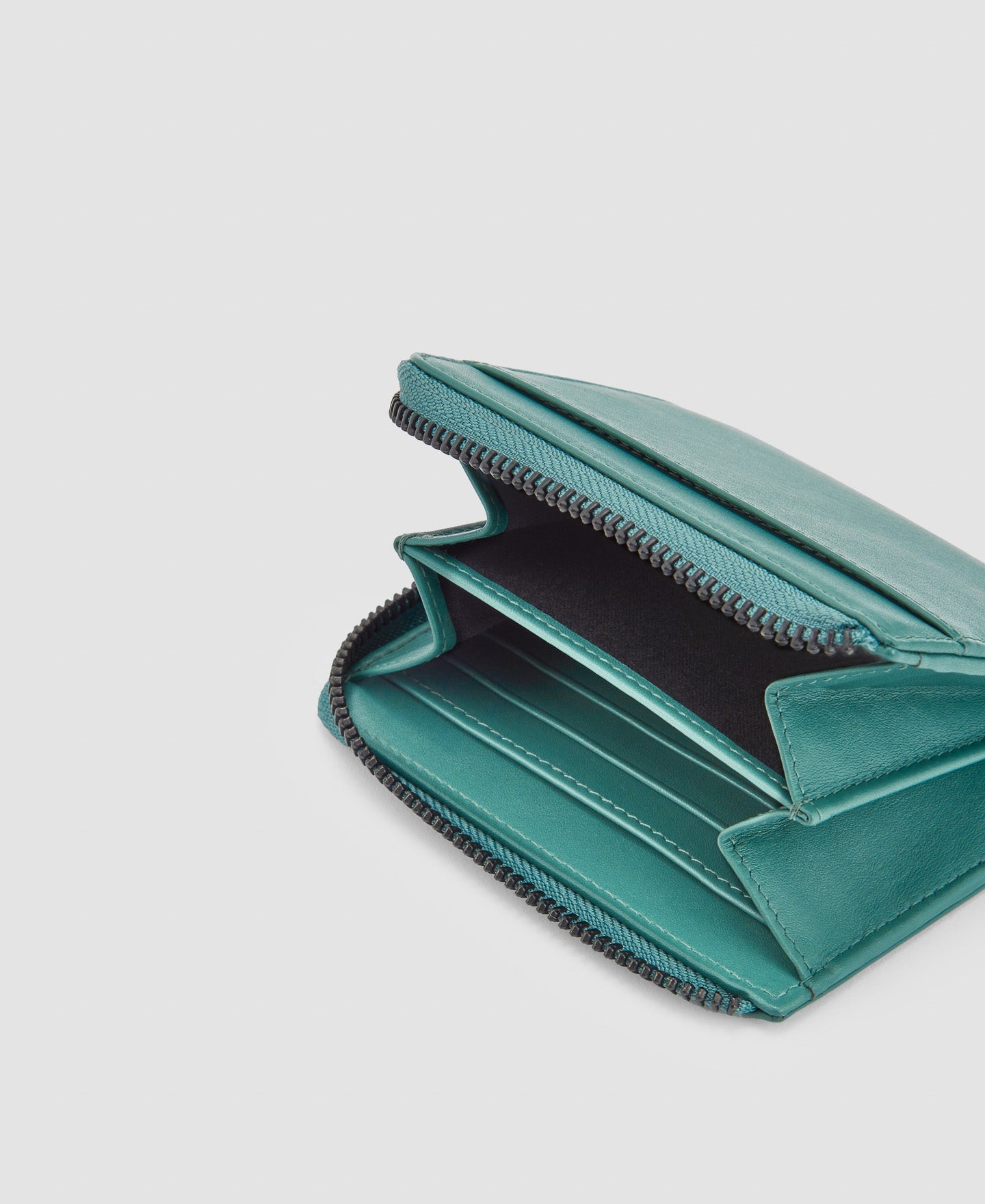 Men Wallet | Turquoise Responsible Leather Wallet by Spanish designer Adolfo Dominguez